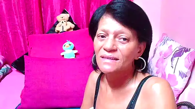 SLUTTYROXY online show from December 1, 2025, 6:09 pm