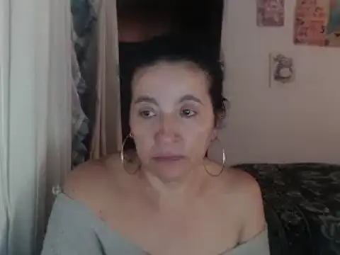 stefilove10 online show from March 18, 2025, 4:50 pm