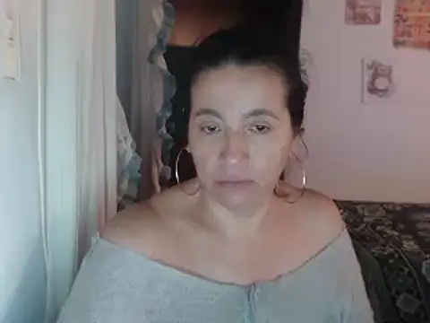 stefilove10 online show from March 3, 2025, 4:47 pm