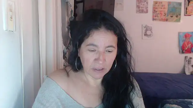 Snapshot of stefilove10 chatting on June 16, 2026, 2:50 pm stefilove10 online show from June 16, 2026, 2:50 pm