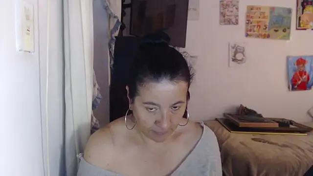 stefilove10 online show from September 29, 2025, 2:34 pm