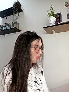 loveuu-bae online show from March 7, 2025, 10:10 pm