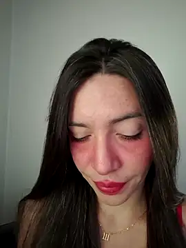 loveuu-bae online show from October 3, 2025, 9:49 pm