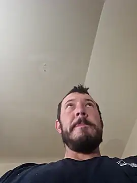 UncutHammer69 online show from December 5, 2025, 4:16 pm