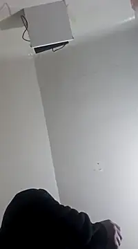 UncutHammer69 online show from March 18, 2025, 3:02 am