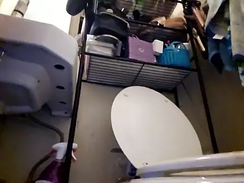 UncutHammer69 online show from October 18, 2025, 6:48 am