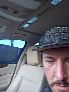 UncutHammer69 online show from February 4, 2026, 12:49 am