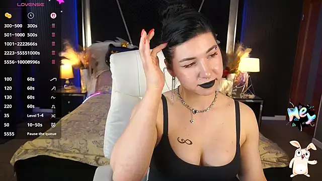 EmilyCandyy online show from July 3, 2026, 6:53 am