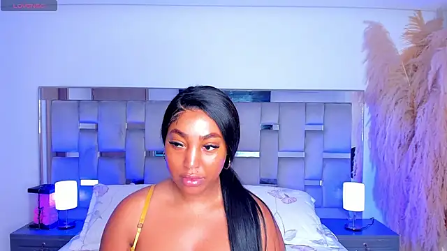 Cammiila online show from July 8, 2026, 4:18 pm