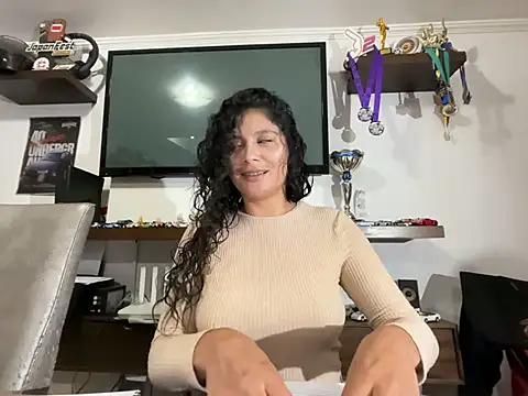 Snapshot of kinky_mila@xh chatting on March 6, 2026, 2:06 am kinky milaxh online show from March 6, 2026, 2:06 am