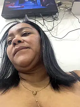 yanza2002 online show from March 19, 2026, 11:05 pm