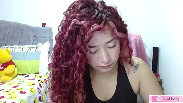 abril love2 online show from January 24, 2025, 7:07 pm