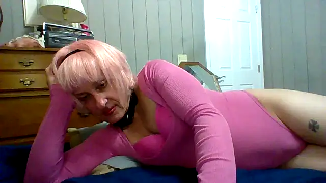 Zoe St Romain online show from December 17, 2024, 10:34 am