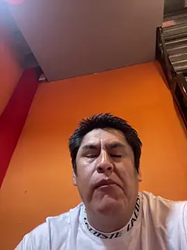 Snapshot of julius_semen chatting on December 21, 2025, 12:35 am julius semen online show from December 21, 2025, 12:35 am