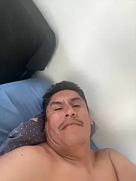 Snapshot of julius_semen chatting on January 16, 2026, 10:03 pm julius semen online show from January 16, 2026, 10:03 pm