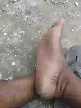 bigh96dik online show from June 25, 2026, 4:43 am