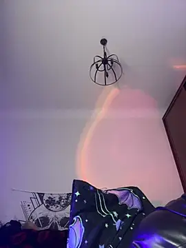 Snapshot of pinkbow chatting on December 28, 2024, 11:05 pm pinkbow online show from December 28, 2024, 11:05 pm