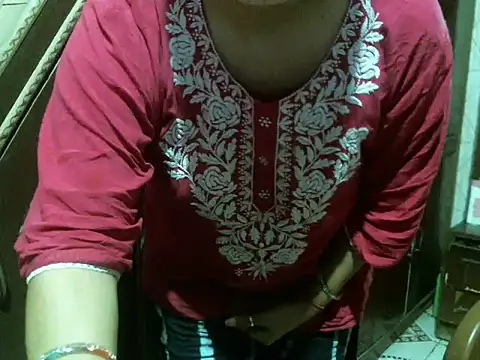 UrsMansi online show from June 24, 2026, 5:06 am
