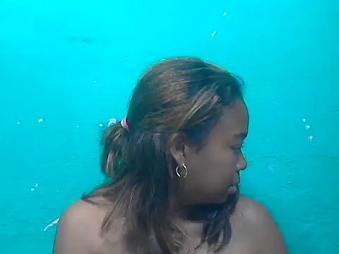 Snapshot of milkboobsgirl chatting on February 28, 2026, 7:13 pm milkboobsgirl online show from February 28, 2026, 7:13 pm