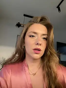 Snapshot of MariiD chatting on July 21, 2026, 2:18 pm MariiD online show from July 21, 2026, 2:18 pm