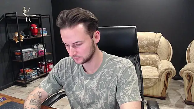 MihasikD online show from November 20, 2025, 6:08 pm