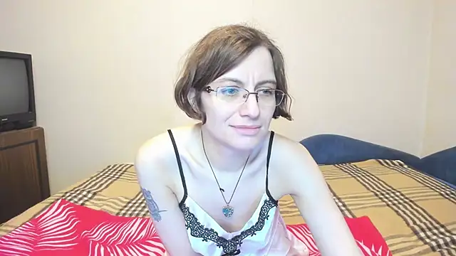 MarilynDream online show from February 28, 2025, 2:09 am