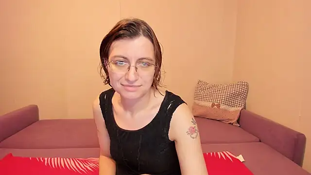 MarilynDream online show from October 8, 2025, 8:09 pm