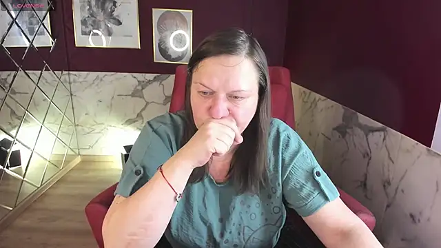 KellyPerfection online show from April 24, 2026, 7:43 am