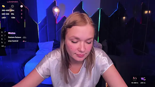 BellaDreamy online show from October 31, 2025, 6:04 pm