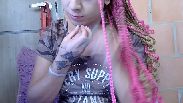 pamelasophia19 online show from July 3, 2026, 6:47 pm