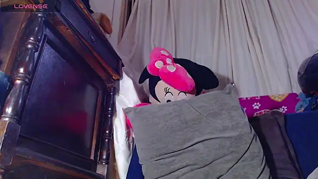 ashelymalefica online show from January 10, 2026, 7:20 pm