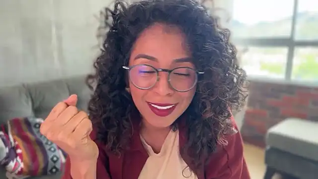 illaroom online show from March 19, 2025, 7:17 pm