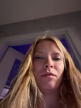 AnastasiaAniess online show from May 9, 2026, 8:56 pm