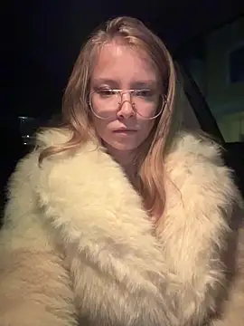 AnastasiaAniess online show from October 27, 2025, 7:48 pm