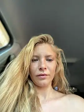 AnastasiaAniess online show from July 5, 2026, 3:19 pm
