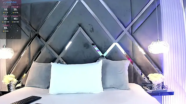 myax evans online show from September 24, 2025, 11:39 am