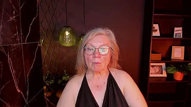 Snapshot of NataliMellow chatting on June 23, 2026, 1:20 pm NataliMellow online show from June 23, 2026, 1:20 pm