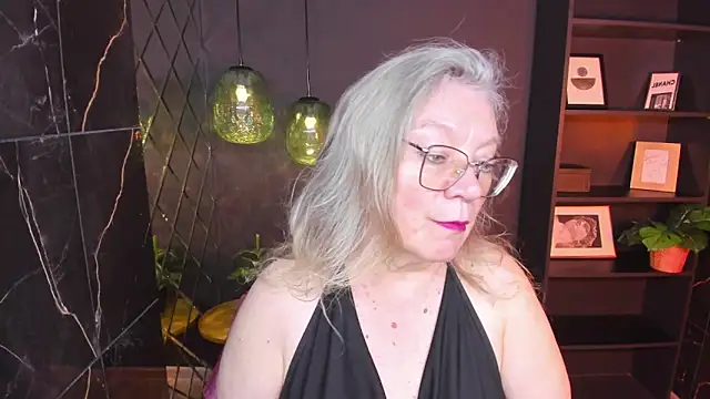 NataliMellow online show from June 7, 2026, 1:05 pm
