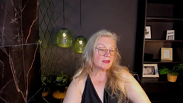 Snapshot of NataliMellow chatting on July 23, 2026, 5:53 pm NataliMellow online show from July 23, 2026, 5:53 pm