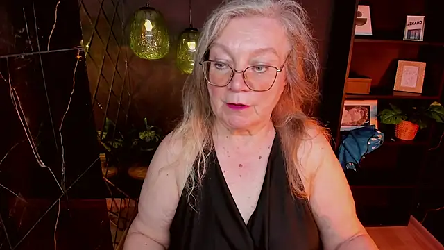 Snapshot of NataliMellow chatting on June 24, 2026, 1:21 pm NataliMellow online show from June 24, 2026, 1:21 pm