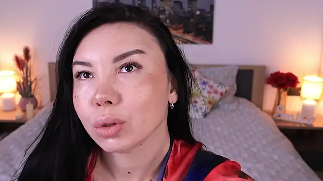 Snapshot of Leila__Sweet chatting on October 10, 2025, 6:25 am Leila Sweet online show from October 10, 2025, 6:25 am