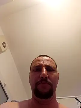 Miki20677 online show from April 20, 2026, 5:25 pm