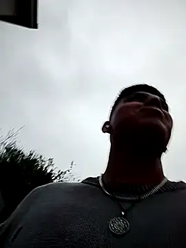 Snapshot of mikeeeeeell chatting on November 1, 2025, 7:02 am mikeeeeeell online show from November 1, 2025, 7:02 am