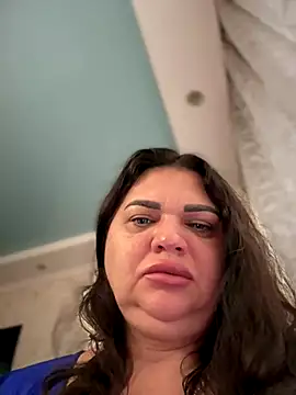 littleRikka online show from December 17, 2025, 8:41 am