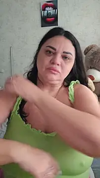 Snapshot of littleRikka chatting on February 27, 2026, 6:57 am littleRikka online show from February 27, 2026, 6:57 am