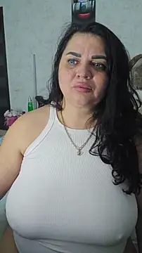 Snapshot of littleRikka chatting on March 12, 2026, 5:50 pm littleRikka online show from March 12, 2026, 5:50 pm