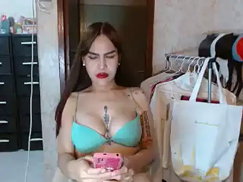 CumEaterLima online show from April 23, 2026, 12:40 pm
