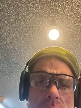 Snapshot of rusharizona chatting on February 21, 2025, 12:27 pm rusharizona online show from February 21, 2025, 12:27 pm