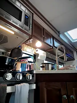  Rapunzel  online show from October 1, 2025, 6:45 pm