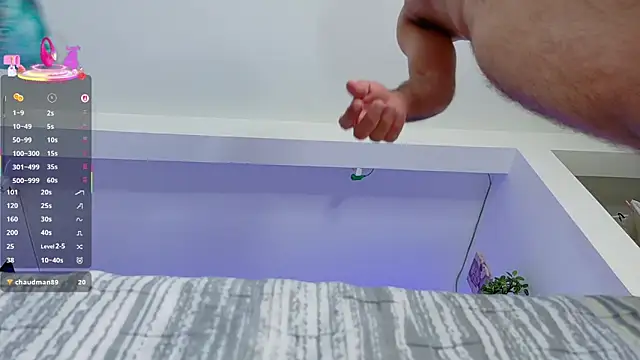 fantastic couple mens online show from January 7, 2026, 7:24 am